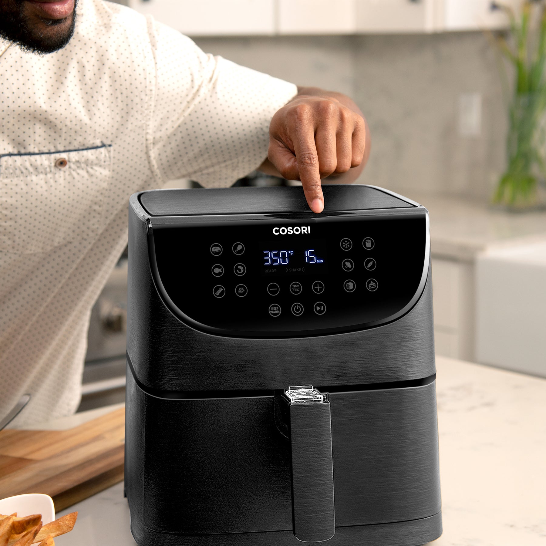 COSORI 5.5L Air Fryer (CP158)