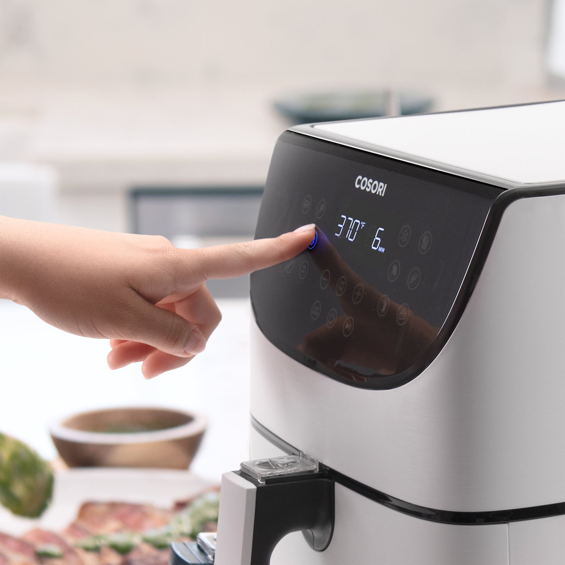 COSORI 5.5L Air Fryer (CP158)