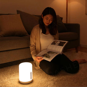 Xiaomi Smart Bedside Lamp 2 - Colourful Soft light